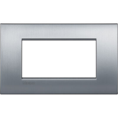LivingLight Air - Brushed 4-place metal plate in brushed chrome