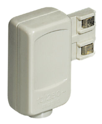 Enchufe magic 10A irreversible blanco