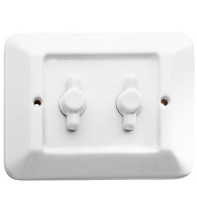 Delux - porcelain plate with 2 buttons
