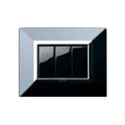 Series 44 - Zama 44 plate in shiny absolute black 3-place metal
