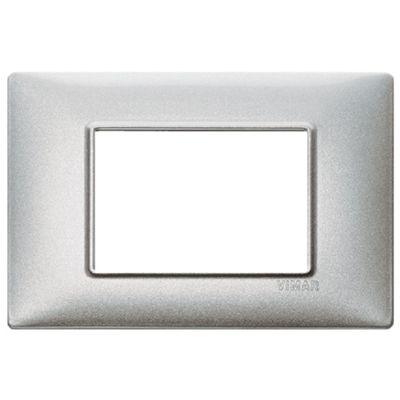 Plana - 3-place metal plaque in metallic silver