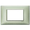 Plana - 3-place metal plate in metallic green