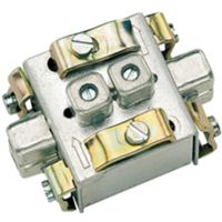 Fracarro 220454 - Distribuidor de TV de tornillo de 4 vías con CAD14