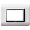 Serie 44 - placca Tecnopolimero 44 in plastica 3 posti bianco RAL 9010 cornice cromata