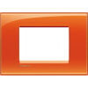 LivingLight - Assiette carrée profonde en technopolymère orange 3 places
