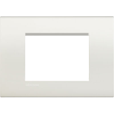 LivingLight - white 3-place square Neutri plate in technopolymer