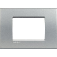 LivingLight - placca Neutri quadra in tecnopolimero 3 posti tech