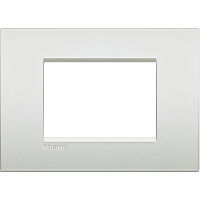 LivingLight Air - placca Neutri in metallo 3 posti bianco perla
