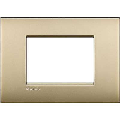 LivingLight Air - Lucenti 3-place satin gold metal plate