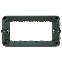 Idea - 4 seater stand with screws
