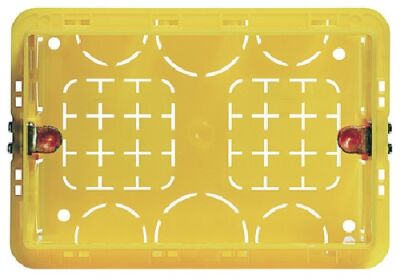 Caja empotrable rectangular BTicino de 3 plazas