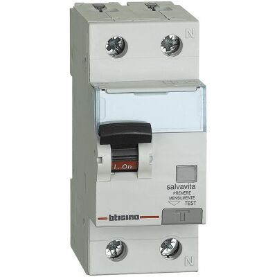 BTicino GA8812AC10 - disjoncteur 1P+N C10 0,01A AC