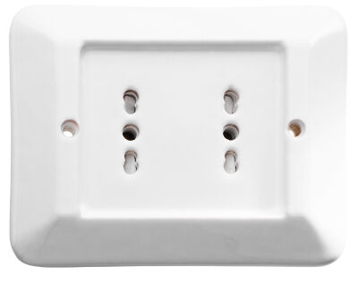 Delux - porcelain plate with 2 bypass sockets